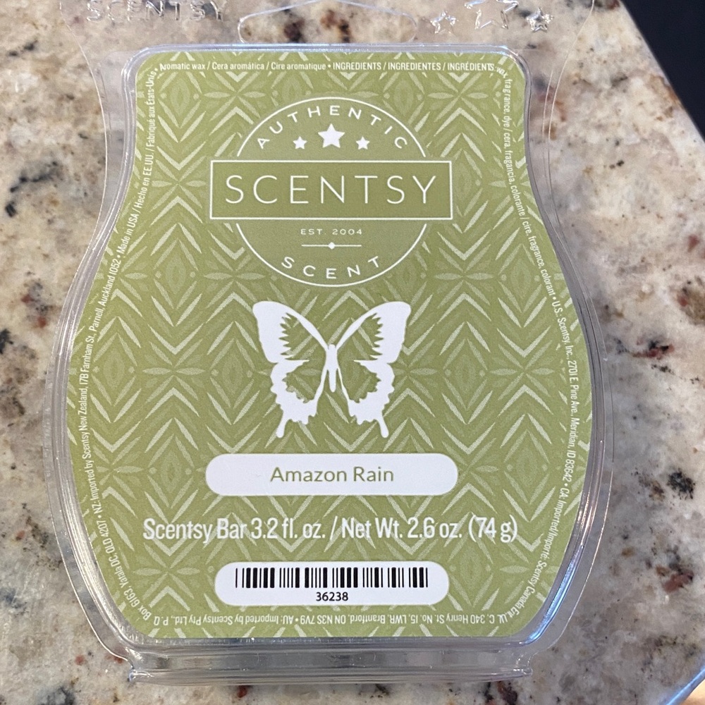 Scentsy Amazon Rain Scent Bar - Olive Green